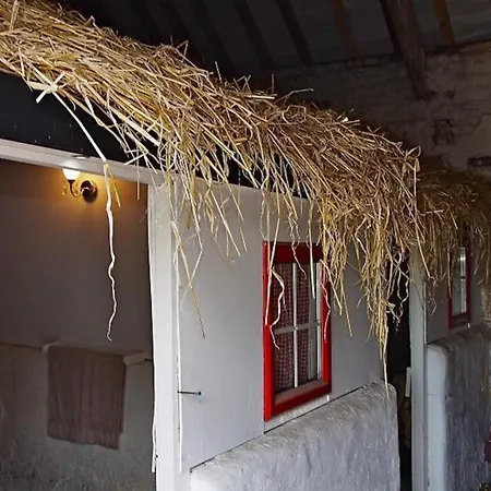 Shannon View 3 Bed Farm House With Private Parking *