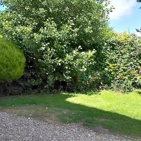 Shannon View 3 Bed Farm House With Private Parking